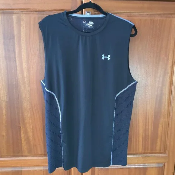 UNDERARMOR bundle US med lg and XL - Picture 6 of 14